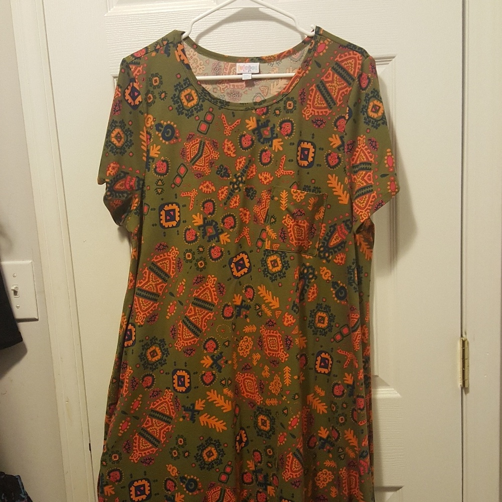 Lularoe "Carly" Dress